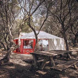 https://wakana-lake-glamping.es-andalucia.com